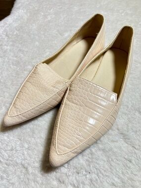 White Point Toe Faux Alligator Embossed Loafer Flats EU Size 39